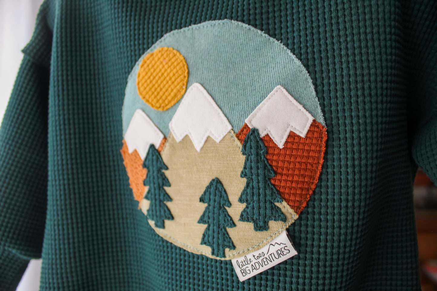 Mountain Scene Appliqué – Digital Download