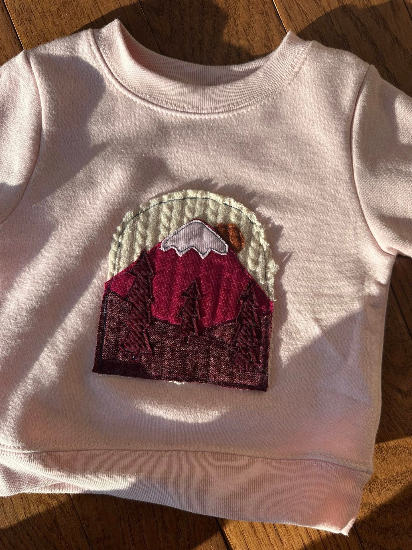 Mountain Scene Appliqué – Digital Download