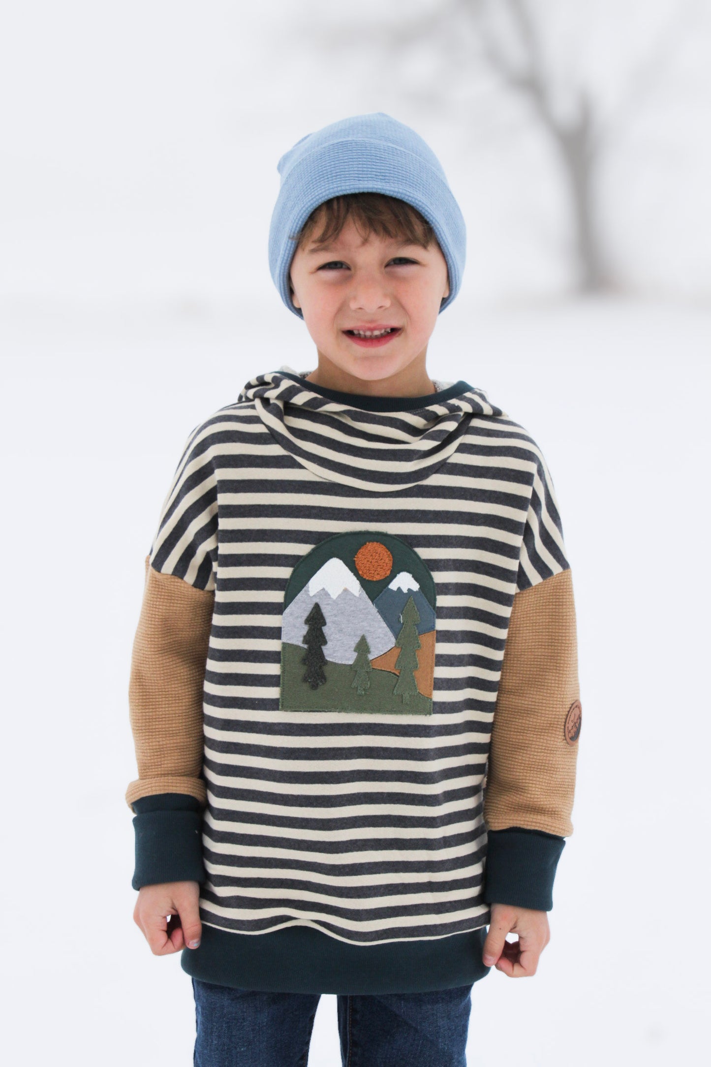 Mountain Scene Appliqué – Digital Download