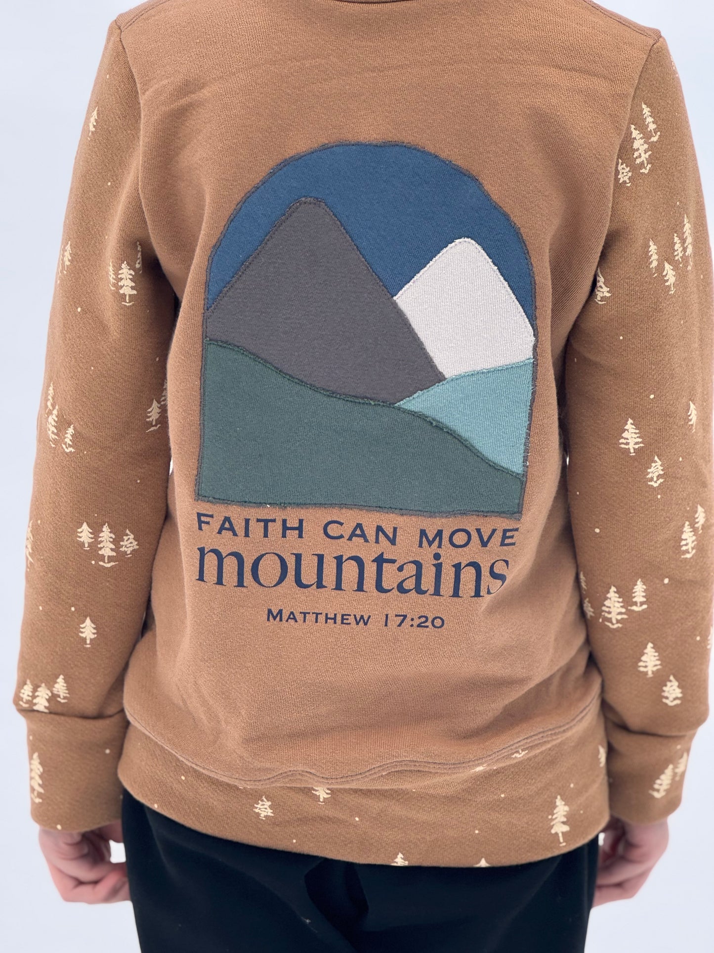Mountain Scene Appliqué – Digital Download