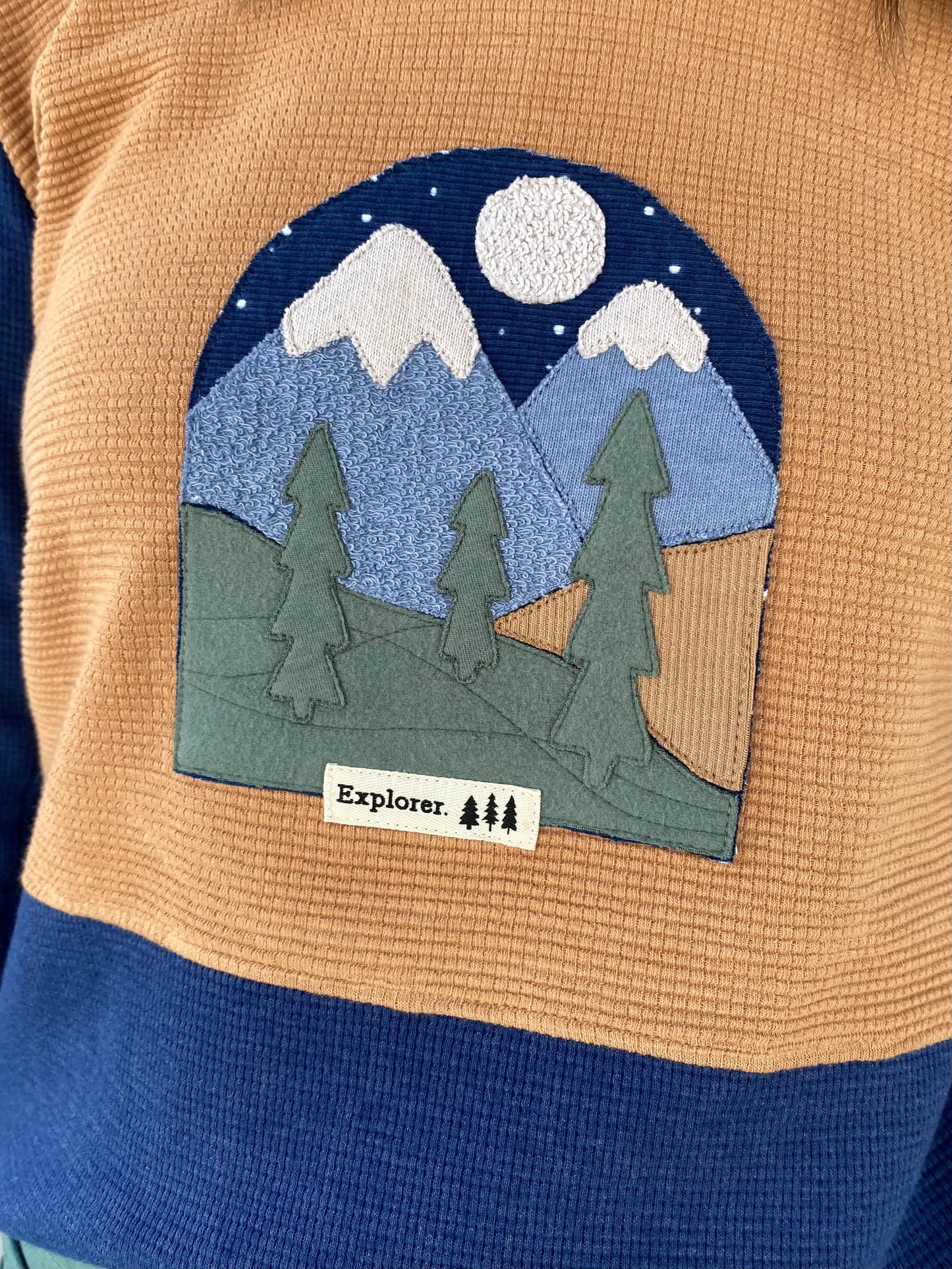 Mountain Scene Appliqué – Digital Download